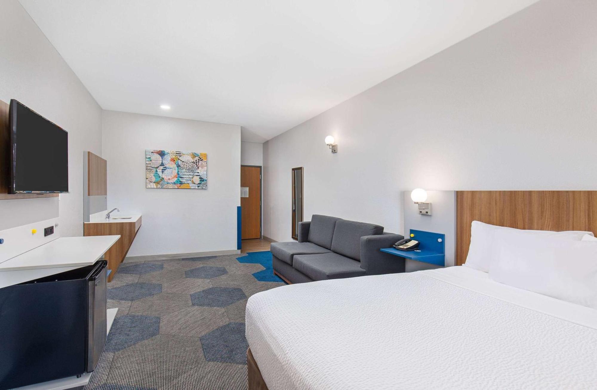 Microtel Inn And Suites By Wyndham Opelika Exteriér fotografie