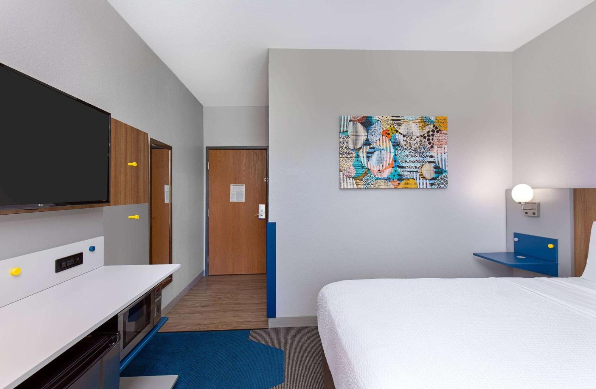 Microtel Inn And Suites By Wyndham Opelika Exteriér fotografie