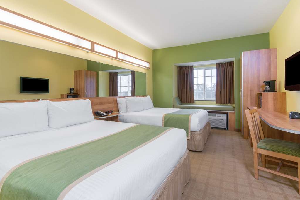Microtel Inn And Suites By Wyndham Opelika Pokoj fotografie