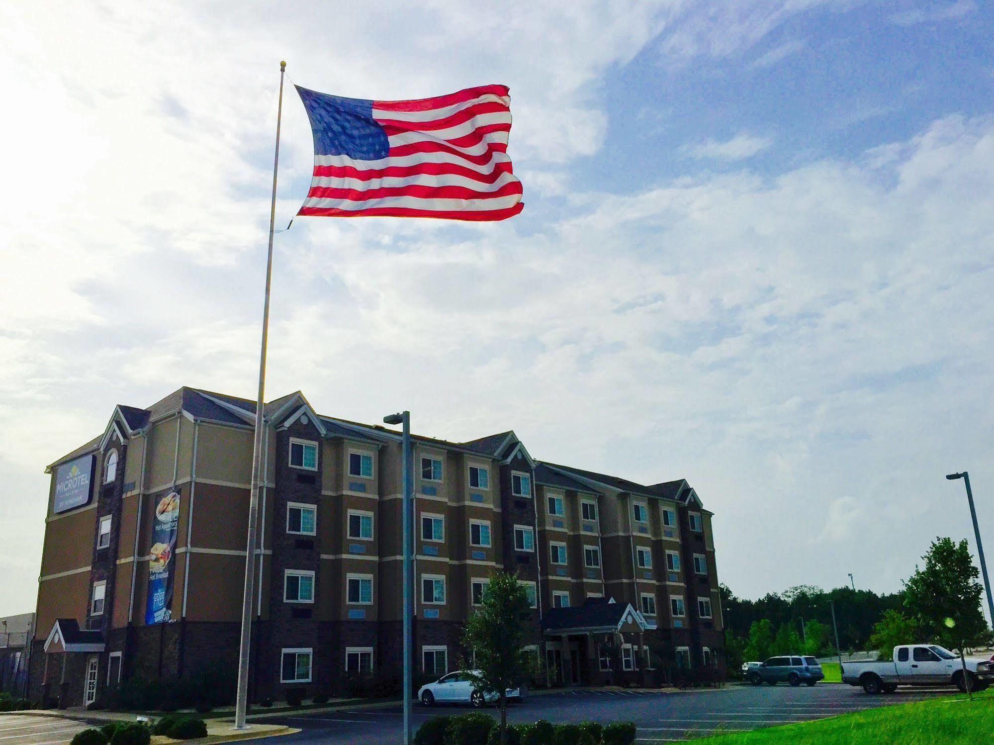 Microtel Inn And Suites By Wyndham Opelika Exteriér fotografie