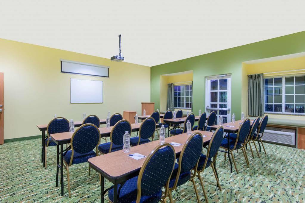 Microtel Inn And Suites By Wyndham Opelika Exteriér fotografie