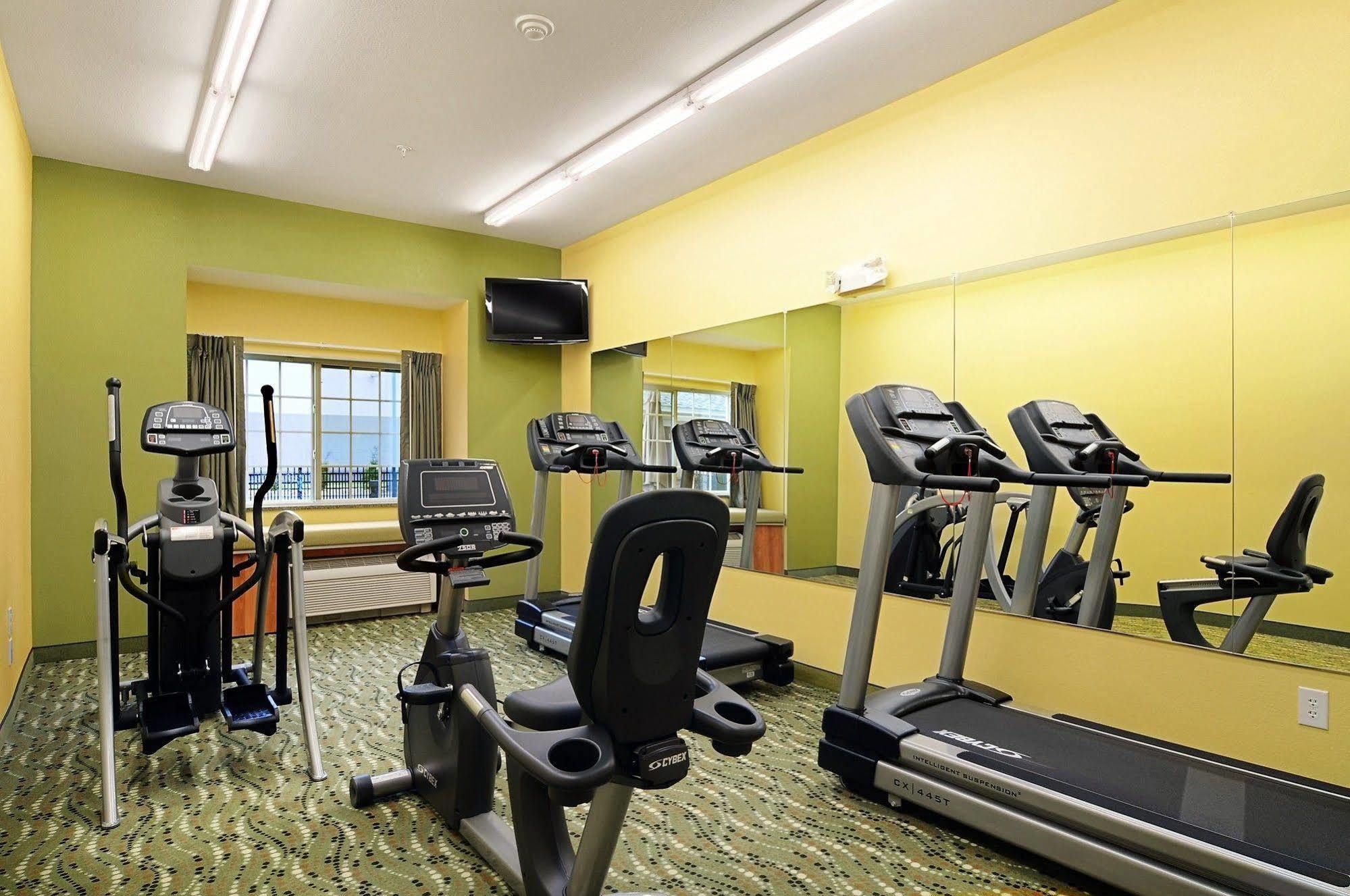Microtel Inn And Suites By Wyndham Opelika Exteriér fotografie