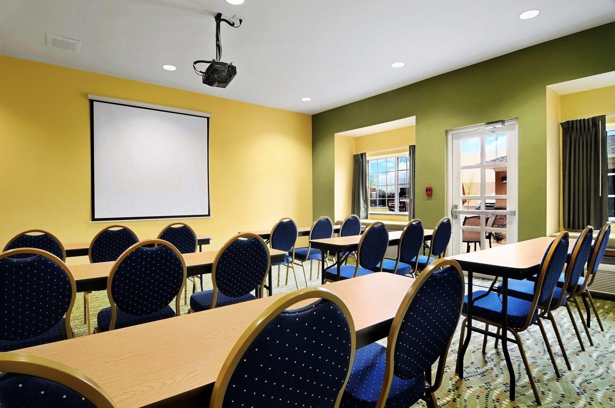 Microtel Inn And Suites By Wyndham Opelika Exteriér fotografie
